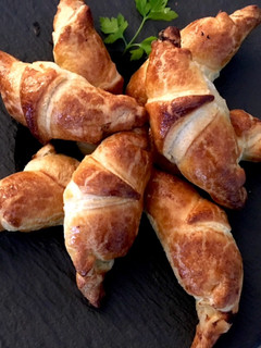Foto resep Croissant isi Cream Cheese dan Sosis