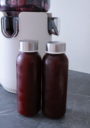 Hình của món Healthy Juice #2 dưa chuột, củ dền.