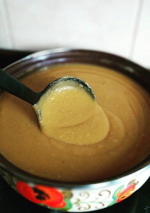 A picture of Lentil soup.