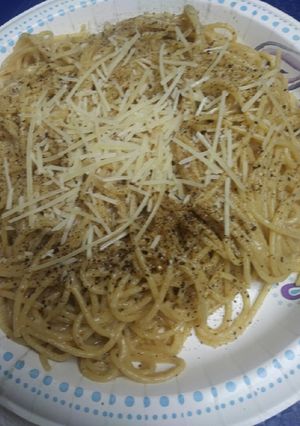 A picture of Cacio e Pepe, Cheese and Pepper.