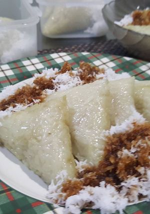 Foto resep Lupis enak, manis gurih gampang pake presto