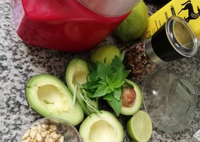 Simple Way to Make Djamicoo guacamole