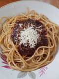 Salsa para pasta con Bovril, pasta de tomate y malta
