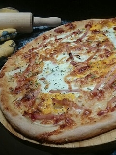 Una foto de Pizza César