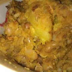 A picture of Porridge beans and plantain.