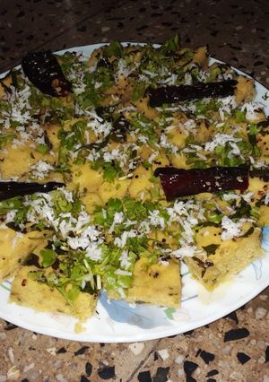 કારેલા ની છાલ ના ઢોકલા (Karela Ni Chal Na Dhokla Recipe In Gujarati) રેસીપી મુખ્ય ફોટો