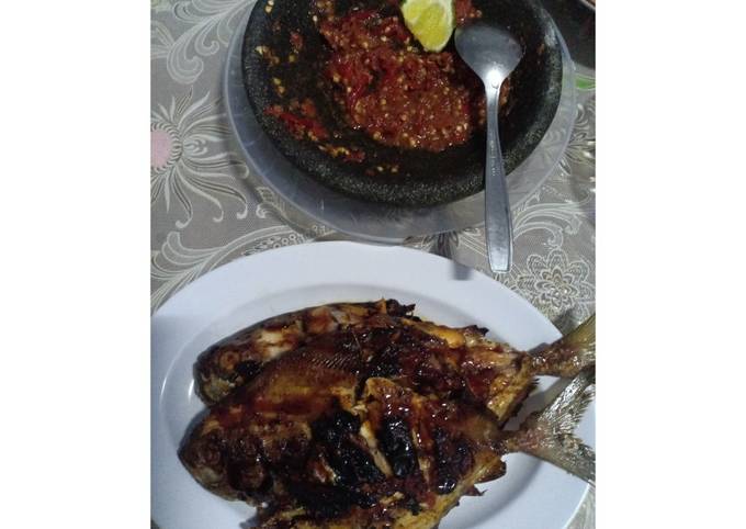 Ikan Bakar dan Sambal