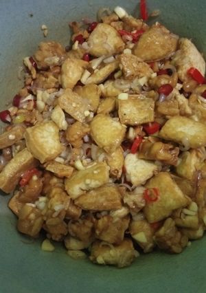 Foto resep Tahu tempe sambal matah simple