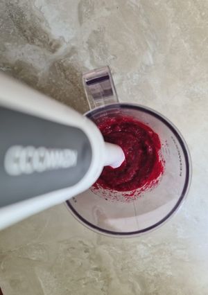 A picture of Puree beetroot.