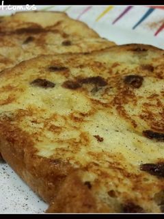Una foto de Torrijas de Panettone