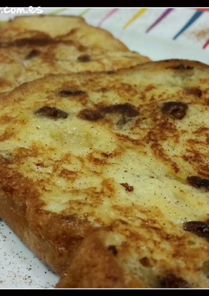 Una foto de Torrijas de Panettone