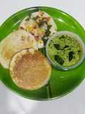 Urad dal uttapam