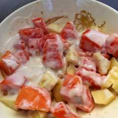 Una foto de Frutas con yogurt