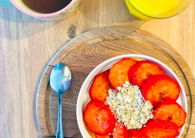 Bowl végétal aux fraises