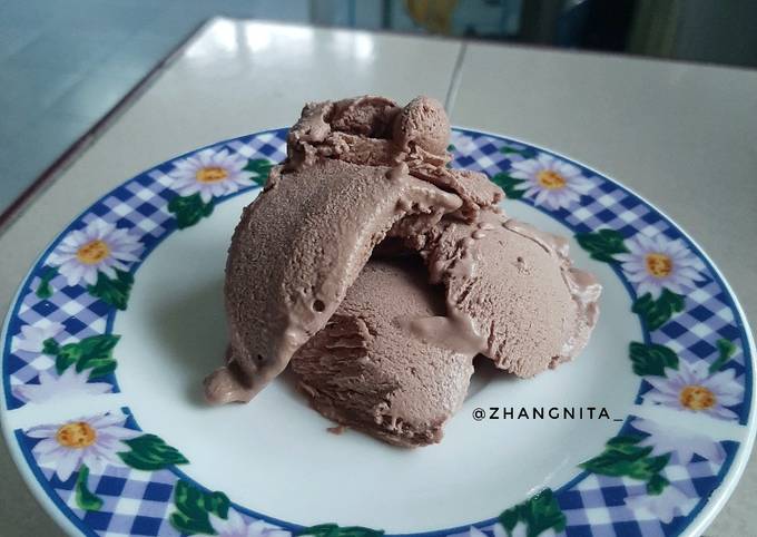 Cara Membuat Es Krim Coklat 3 Bahan (Tanpa SP) Gampang