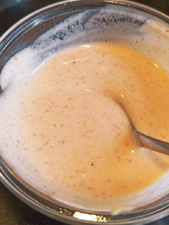 Una foto de Salsa Golf con yogurt griego, sin aceite