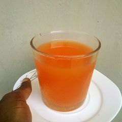 A picture of Carrot Detox Juice.
