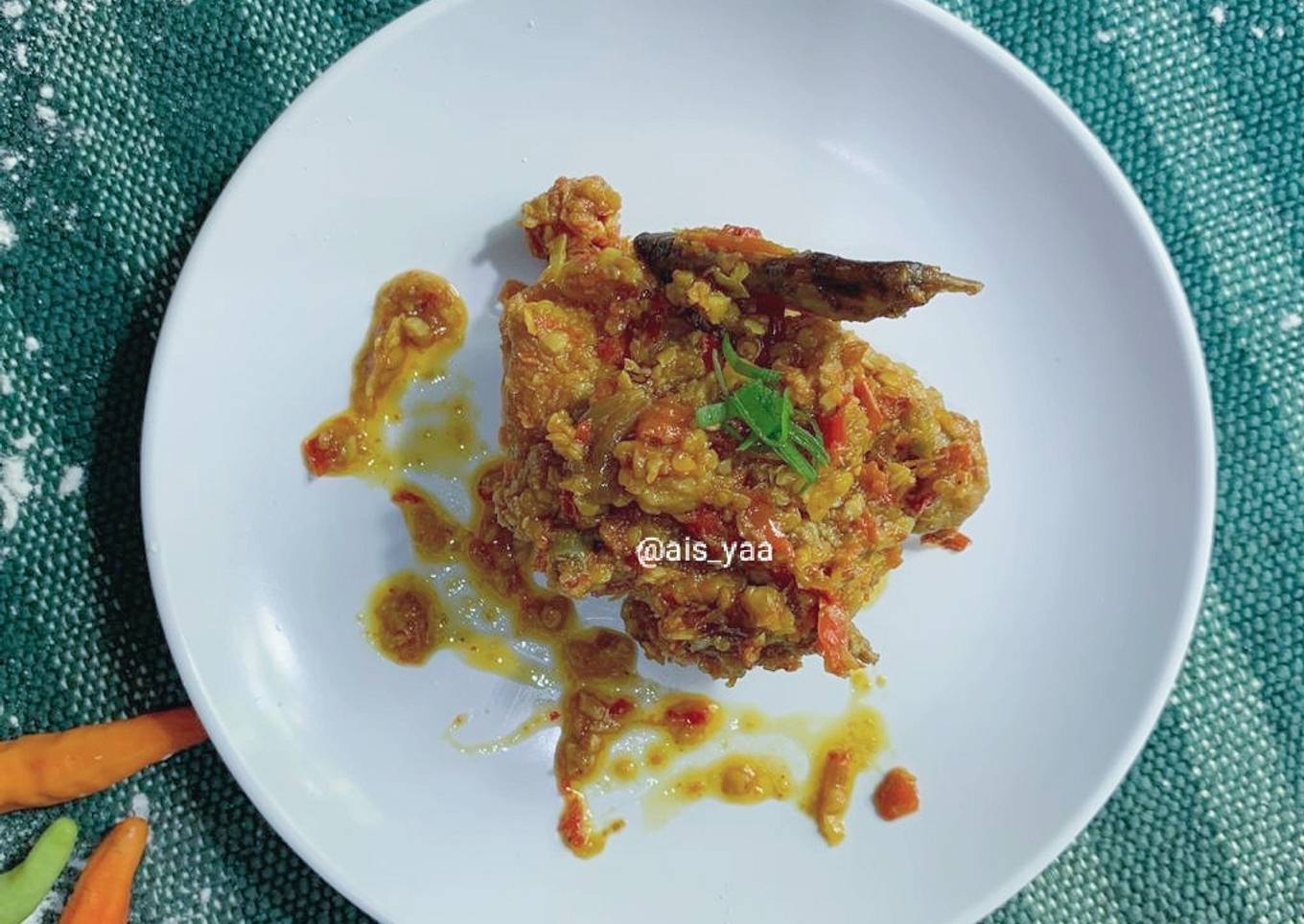 Resep Ayam Goreng Bumbu Pedas, Enak