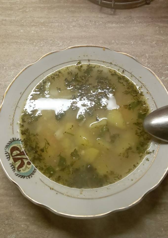 Супчик лёгкий с рисом и яйцом.😋😋