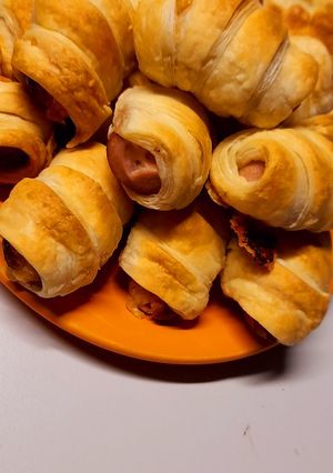 Zdjęcie przepisu Parówki w cieście francuskim 😍.