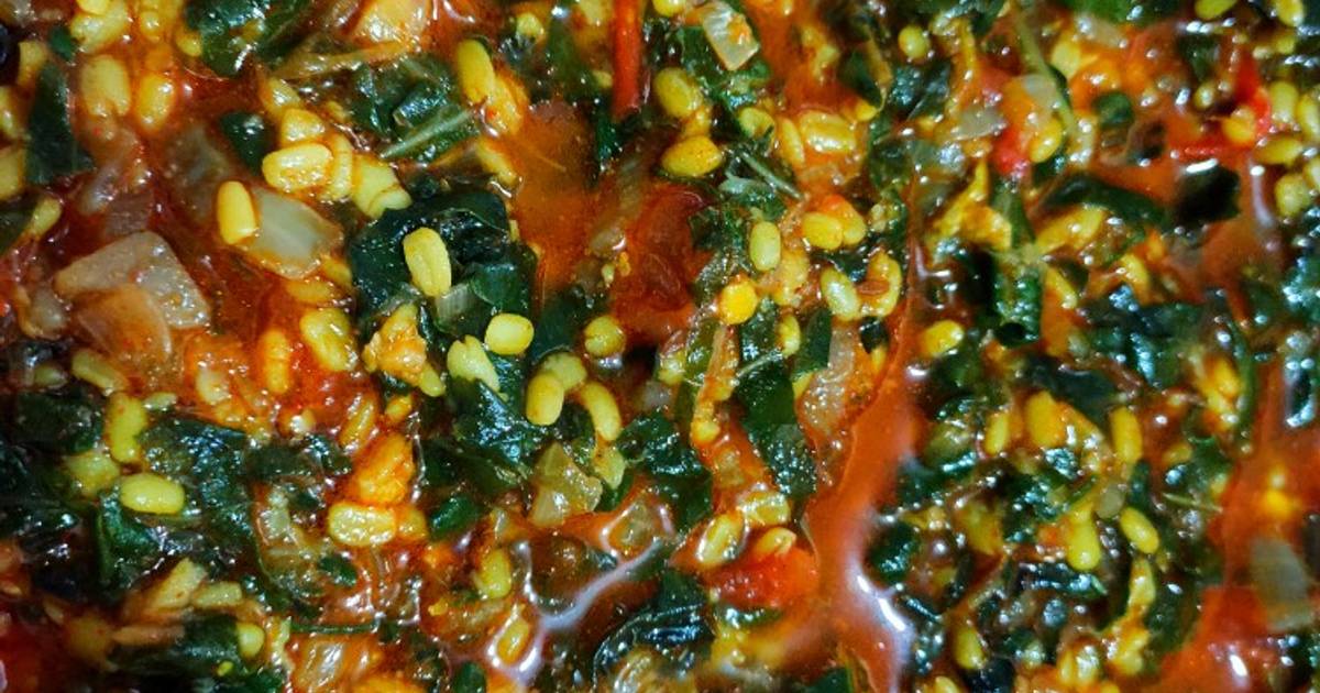 Spinach with Moong dal sabzi Recipe by Priyangi Pujara Cookpad