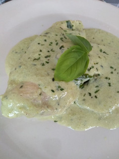 Una foto de Pollo en salsa verde