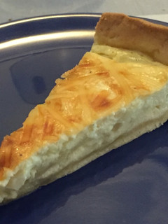 Una foto de Quiché de cebolla caramelizada y queso de cabra