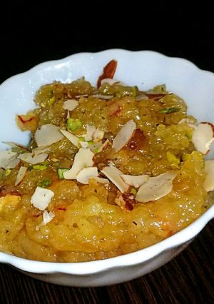 A picture of Aloo Halwa.