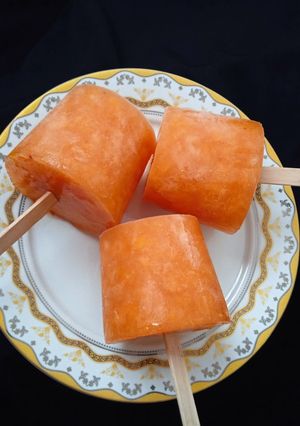 عکسی از دستور بستنی یخی میوه ای 🍦🧊