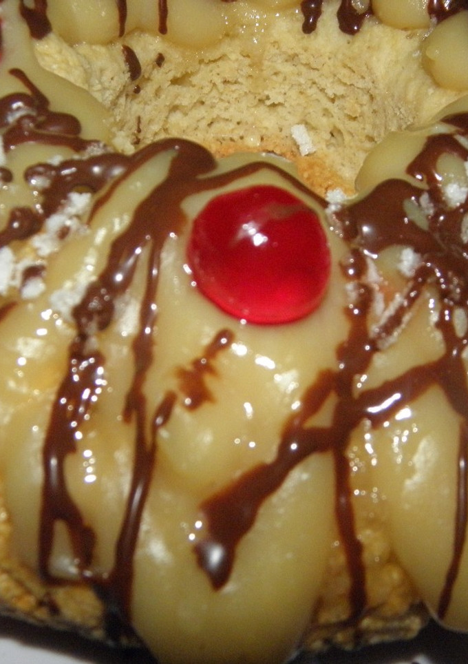 Una foto de Rosca de Reyes y Pascua con harina Pureza con levadura