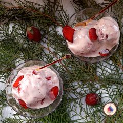A picture of Strawberry Ice Cream.