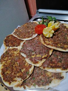 صورة لوصفة صفيحة او لحم بعجين
