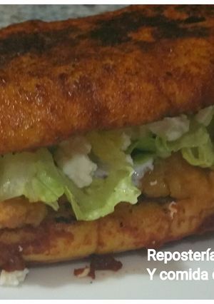 Una foto de Pambazo de chorizo y patata