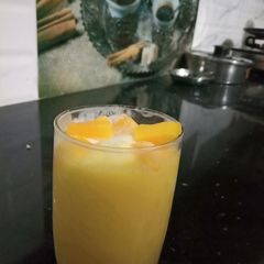 A picture of Mango ice cream shake.