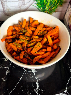 Une photo de Frites de patate douce au air fryer