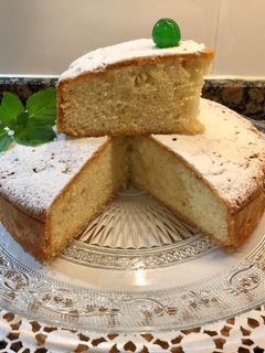 Una foto de Bizcocho de Maizena, manzana y harina de almendras sin azúcar