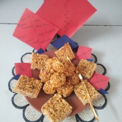 A picture of Nutritious Chikki And Laddu.