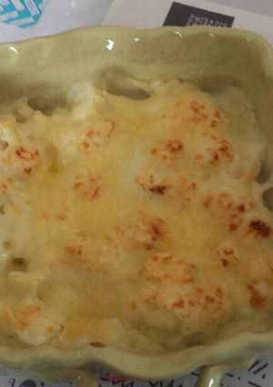 Une photo de Gratin de choux fleur et côte échine