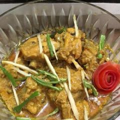 A picture of Ginger Chicken.
