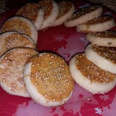 A picture of Naan Khatai.