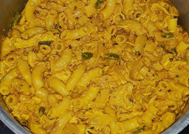 Steps to Prepare Homemade Chicken and Tuna Pasta Curry #myfavouritecurry