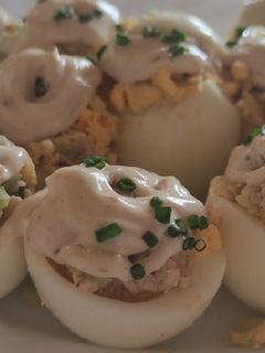 Una foto de Huevos rellenos