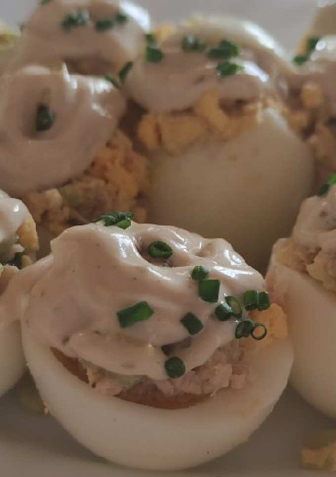 Una foto de Huevos rellenos