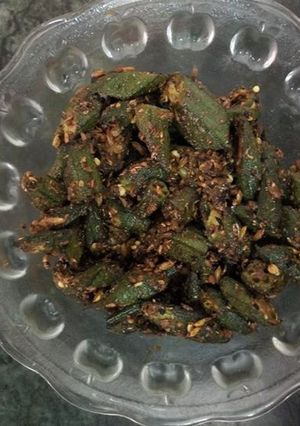 A picture of Achari Bhindi.