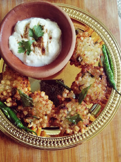 ஜவ்வரிசி வடை (Javvarisi vadai recipe in tamil) செய்முறை முக்கிய புகைப்படம்