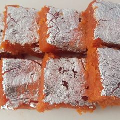 A picture of Tomato barfi.