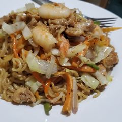 A picture of Stir fried Noodles.