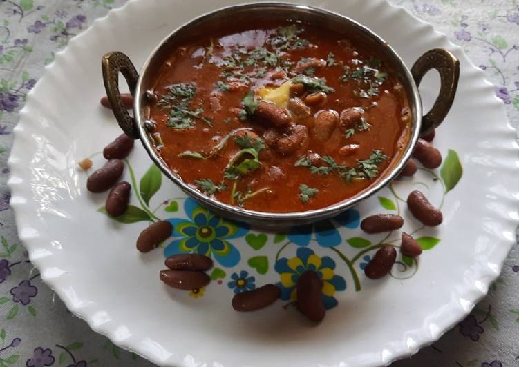 Steps to Prepare Favorite Dhaba style spicy Rajma Beans Masala curry