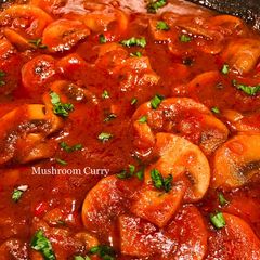 A picture of Mushroom Curry.