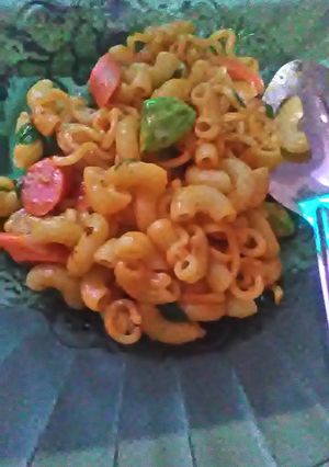 Foto resep Seblak Pelangi Goreng by Erni Hartanti.Amd